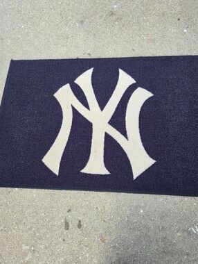 New York Yankees MLB Floor Mat - 19" x 30" - Great Condition